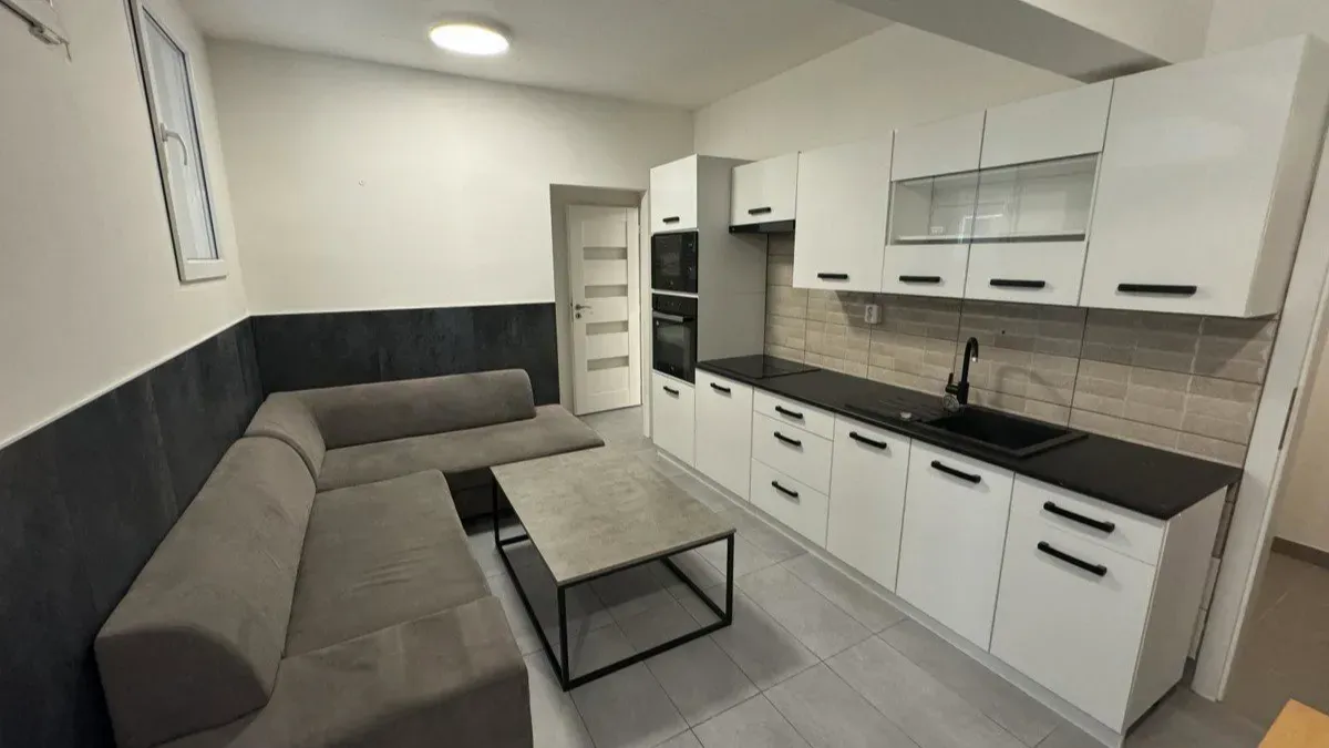 Prodej bytu 2+kk 51 m² Praha - Letňany